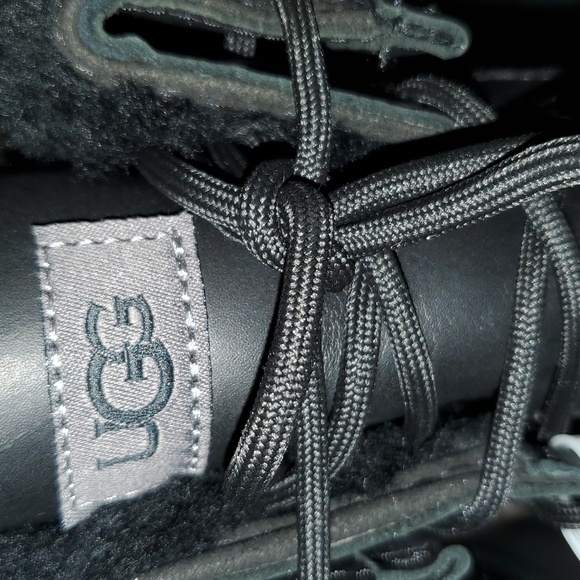 UGG Butte Cuffable Waterproof Adirondack -20° Winter Black Snow Boots main image 6
